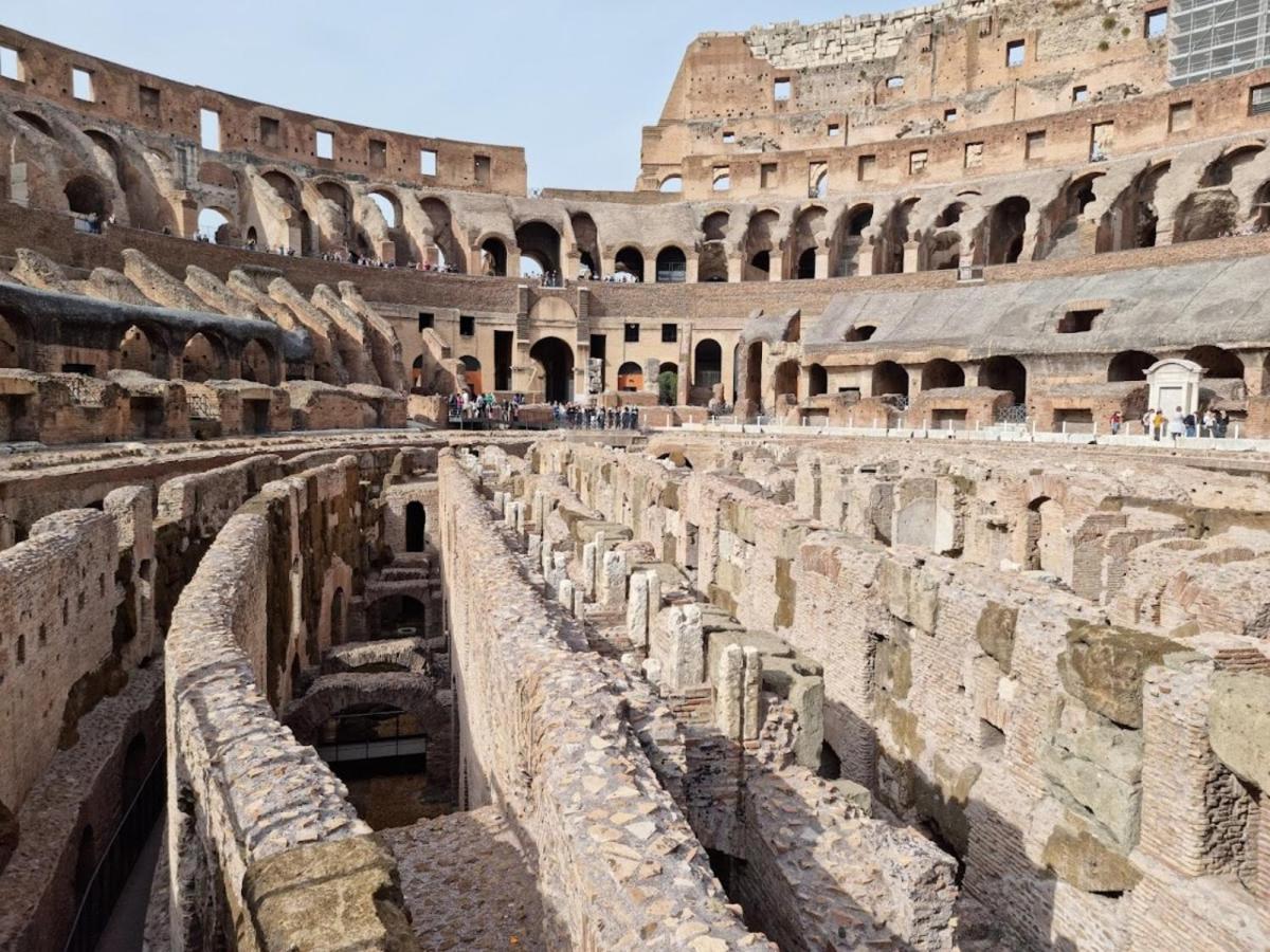 Vacanze Romane Colosseo Apartment Экстерьер фото